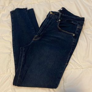 Good American raw hem skinny jean